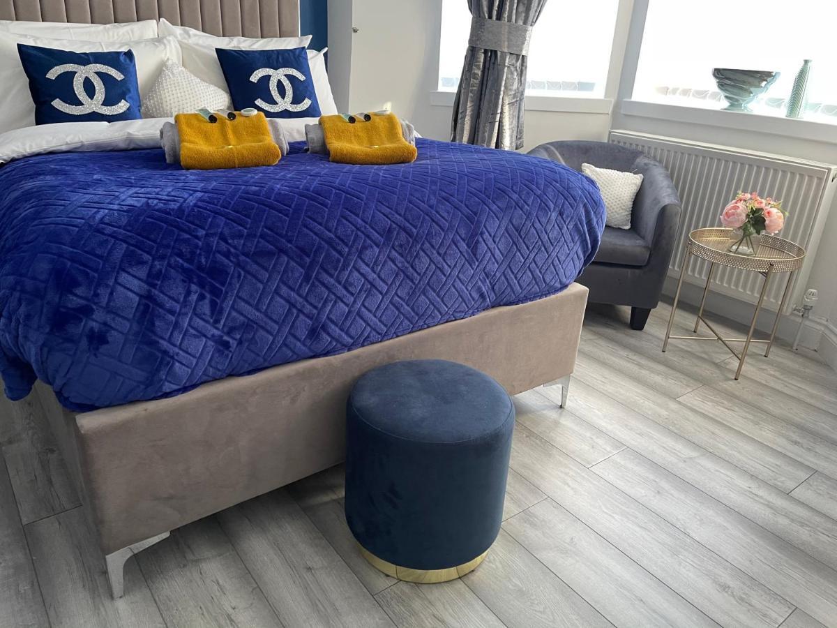 Hla Holytown Apartment Mossend Luaran gambar